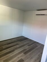 8210 SW 31st St, Unit 1 in Miami, FL - Building Photo - Building Photo