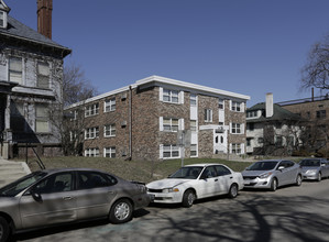 1912 Stevens Ave in Minneapolis, MN - Building Photo - Building Photo