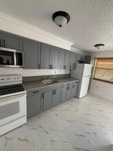 15941 NE 18th Pl in North Miami Beach, FL - Building Photo - Building Photo