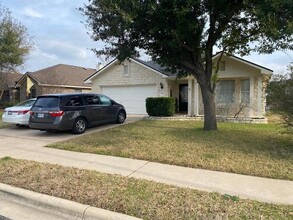 106 Chandler Crossing Trail in Round Rock, TX - Building Photo - Building Photo