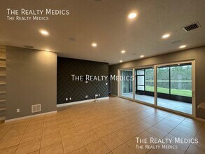 149 Perfect Dr in Daytona Beach, FL - Building Photo - Building Photo