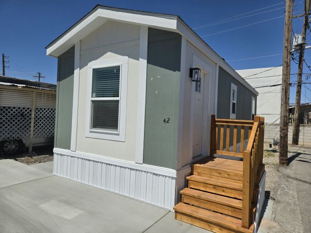 property at 2537 Las Vegas Blvd N