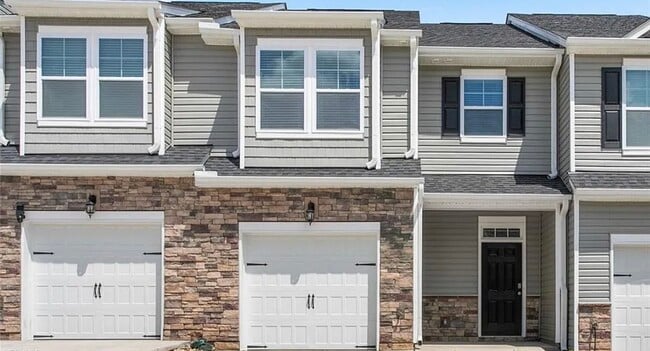 property at 1692 Hallview Ct