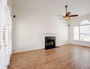 9 Casabelle Ct in Durham, NC - Foto de edificio - Building Photo