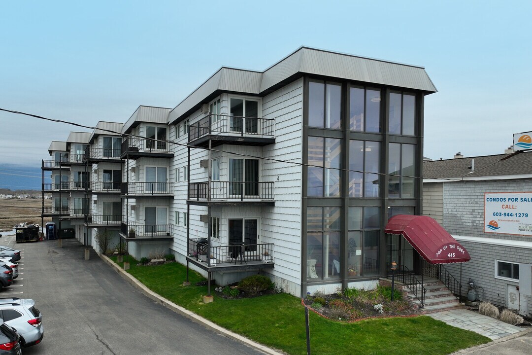 Top of the Surf Apartments in Hampton, NH - Foto de edificio