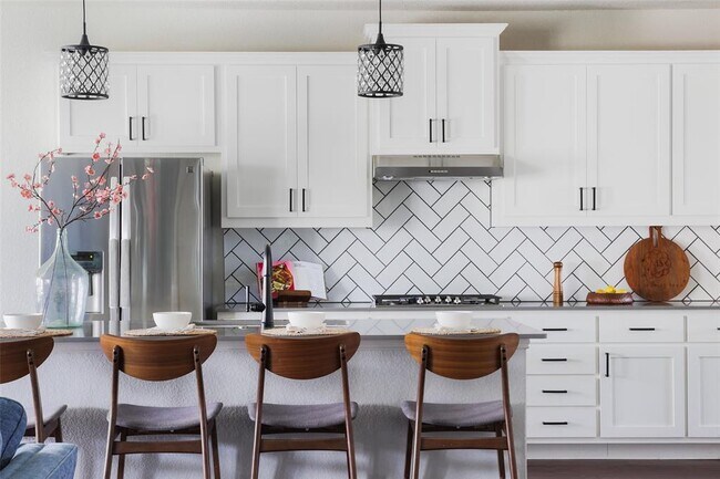 property at 3307 Columbus Way