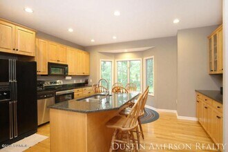 7799 Abby Ln SE in Caledonia, MI - Foto de edificio - Building Photo