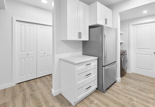 3012-3169 169 St SW in Edmonton, AB - Building Photo - Building Photo