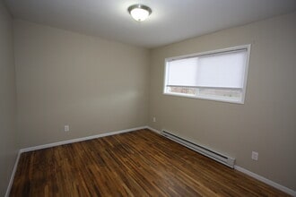 1626 Southeast Lexington Street, Unit 3 in Portland, OR - Building Photo - Building Photo