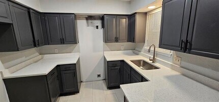 217 Fireside Village Dr in Keene, TX - Building Photo - Building Photo