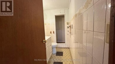 6286 Culp St in Niagara Falls, ON - Building Photo - Building Photo