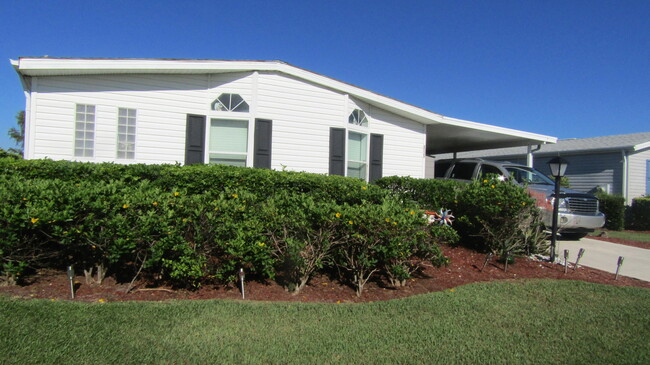 8029 Meadowlark Ln in Port St. Lucie, FL - Building Photo - Building Photo