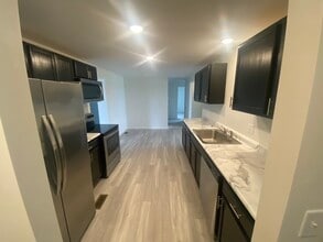 1125 Morgan Ross Rd in Hamilton, OH - Building Photo - Building Photo