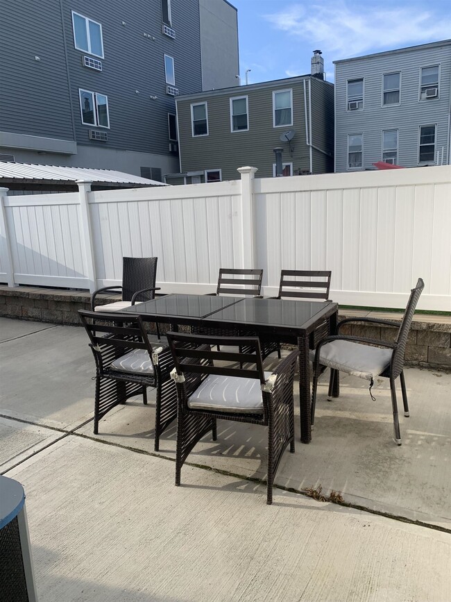 property at 512 6th St