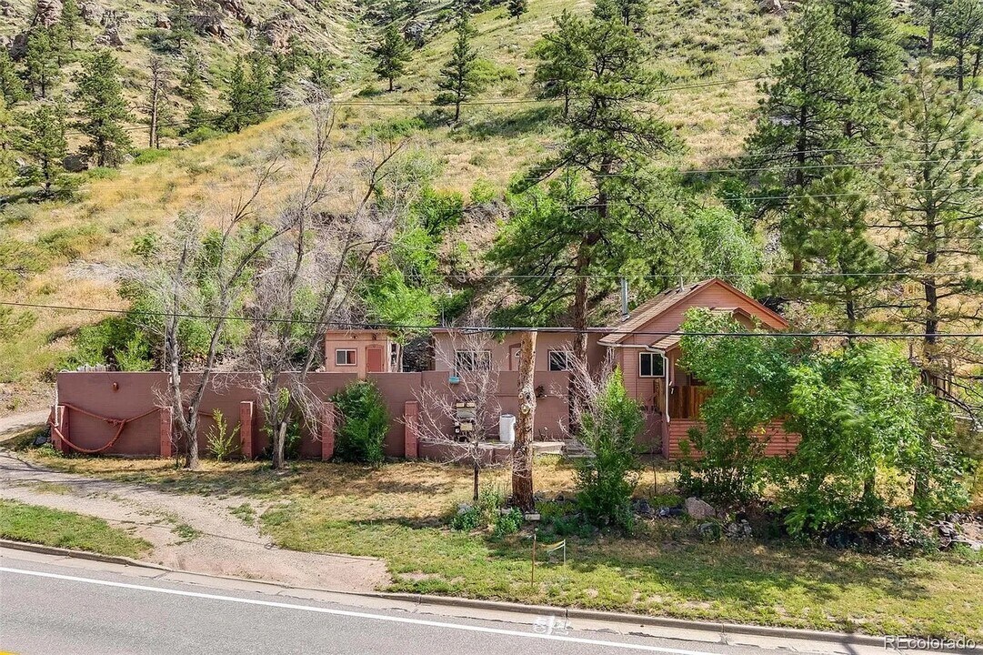 1525 US-34 in Loveland, CO - Building Photo