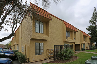 Ramirez Court Apartments in Marysville, CA - Building Photo - Building Photo