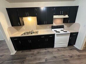 204 W Avenue F in Copperas Cove, TX - Building Photo - Building Photo