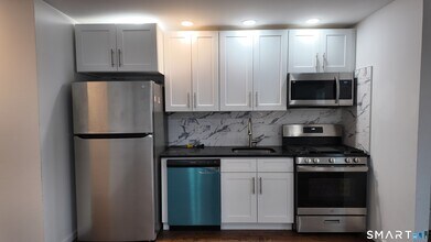 1257 Howard Ave in Bridgeport, CT - Building Photo - Building Photo