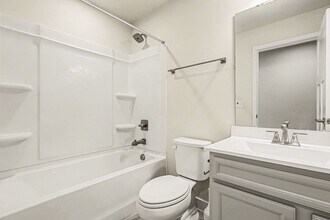 1049 Mountain Vw Dr in Thompson's Station, TN - Building Photo - Building Photo