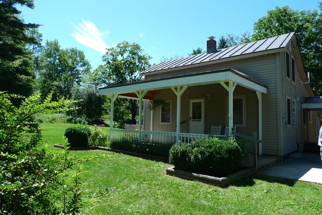 property at 2272 Gird Lot Rd