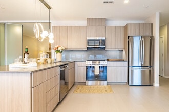 The Deneau in Dayton, OH - Foto de edificio - Interior Photo