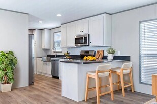 217 Timothy Trl in Rosenberg, TX - Building Photo