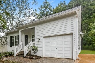 13409 Baker Mills Rd in Pineville, NC - Building Photo - Building Photo