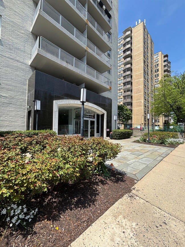 property at 30 Glenbrook Rd
