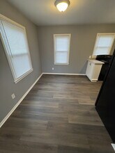 457 N Gordon St in Wichita, KS - Building Photo - Building Photo