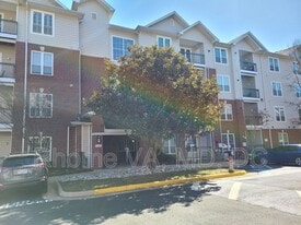 1581 Spring Gate Dr. in McLean, VA - Building Photo