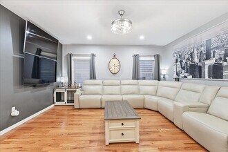 285 Terrace Ave in Jersey City, NJ - Building Photo - Building Photo