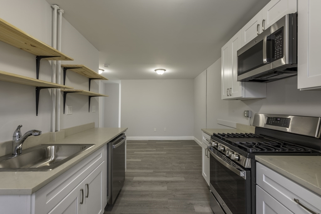 208 Main St in Medford, MA - Building Photo
