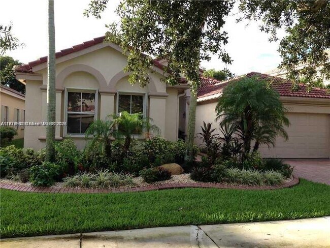 property at 3914 Hawks Ct