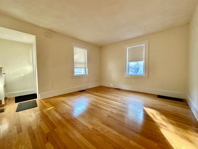 7 Rifle Ct, Unit 7 in Watertown, MA - Building Photo - Building Photo