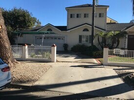 4522 Saint Clair Ave in Studio City, CA - Building Photo