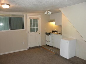 754 W 12th Ave in Eugene, OR - Building Photo - Building Photo