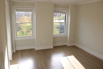 303 Maverick St, Unit 2-bed 2 bath in Boston, MA - Foto de edificio - Building Photo