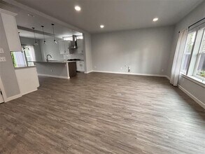 529 Ball St in Sedro Woolley, WA - Building Photo - Building Photo