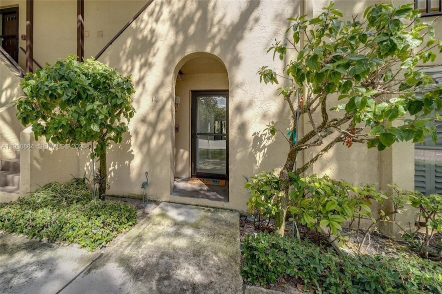 4150 Jimmy Buffett Mem Hwy, Unit 111 in Vero Beach, FL - Building Photo