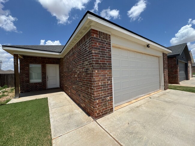 property at 5606 Lehigh St