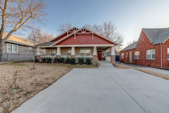 2612 E 7th St in Tulsa, OK - Building Photo
