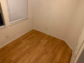 5622 Gineridge Dr in Houston, TX - Building Photo - Building Photo