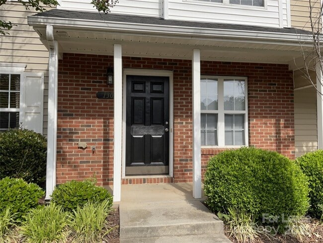 130 Mangum Cir in Mooresville, NC - Building Photo - Building Photo