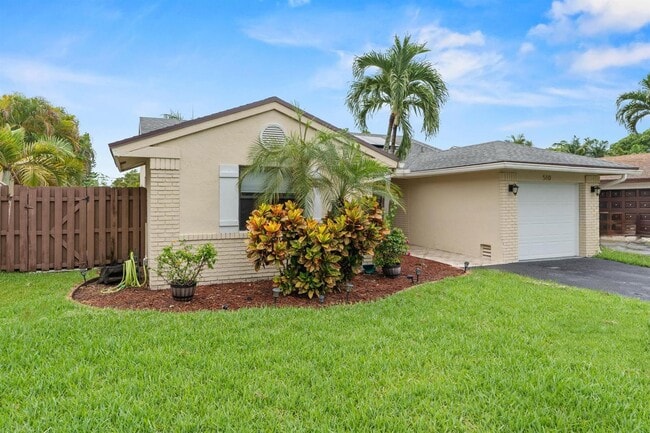 510 Green River Ln in Davie, FL - Building Photo - Building Photo