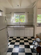 1237 25th St, Unit B in Santa Monica, CA - Foto de edificio - Building Photo