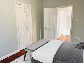 108 Boston St, Unit 2 in Boston, MA - Building Photo - Building Photo