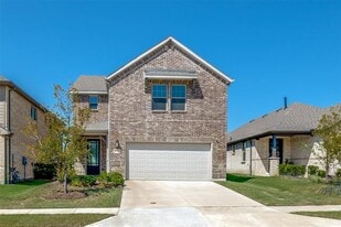 1438 Martingale Ln in Forney, TX - Building Photo