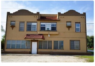 217 W Central Ave, Unit 1 in Howey In The Hills, FL - Building Photo - Building Photo