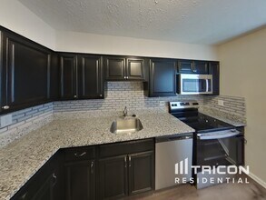38 Powder View Ct in Perry Hall, MD - Building Photo - Building Photo