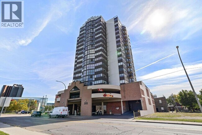 property at 515 Riverside Dr W